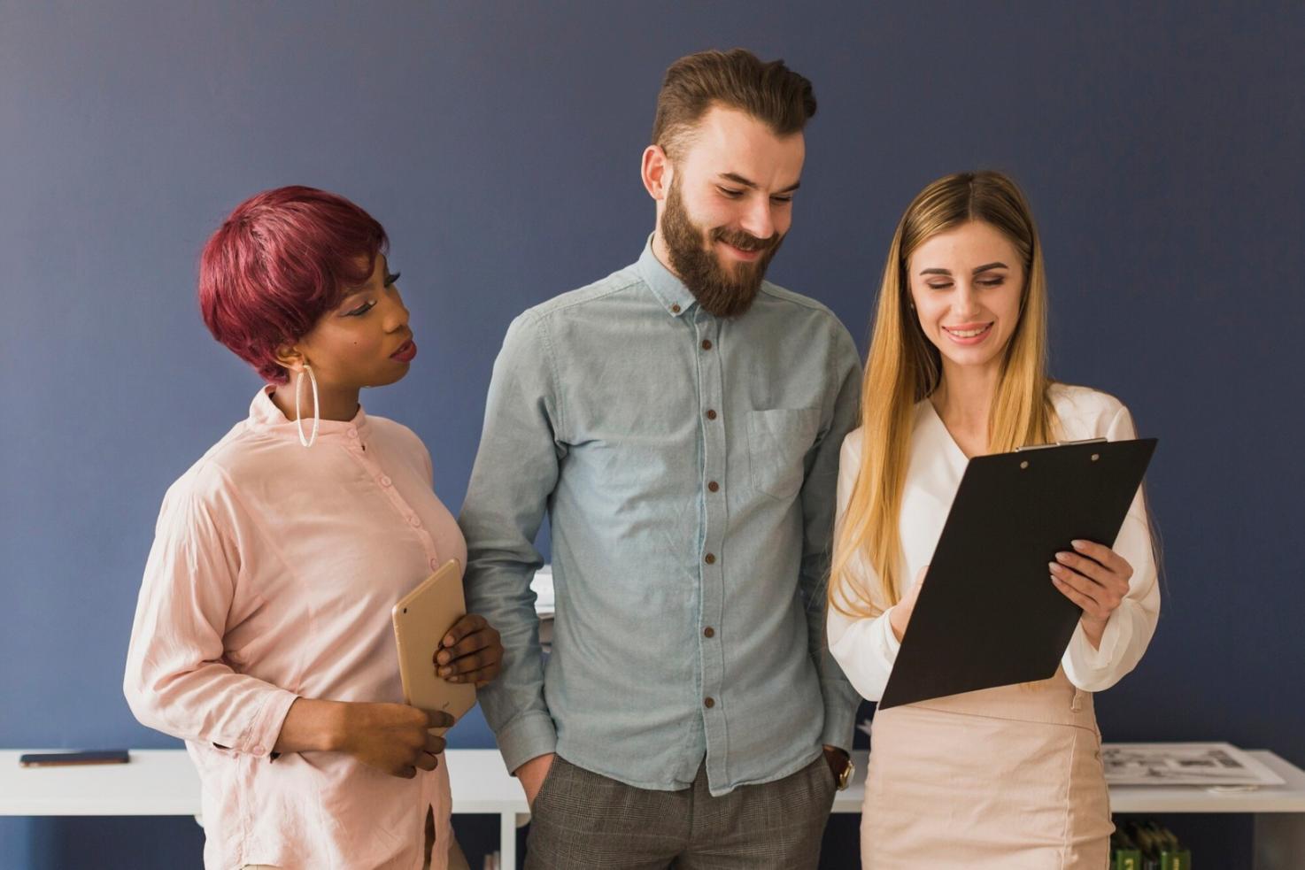 Séance de formation en analyse financière avec participants
